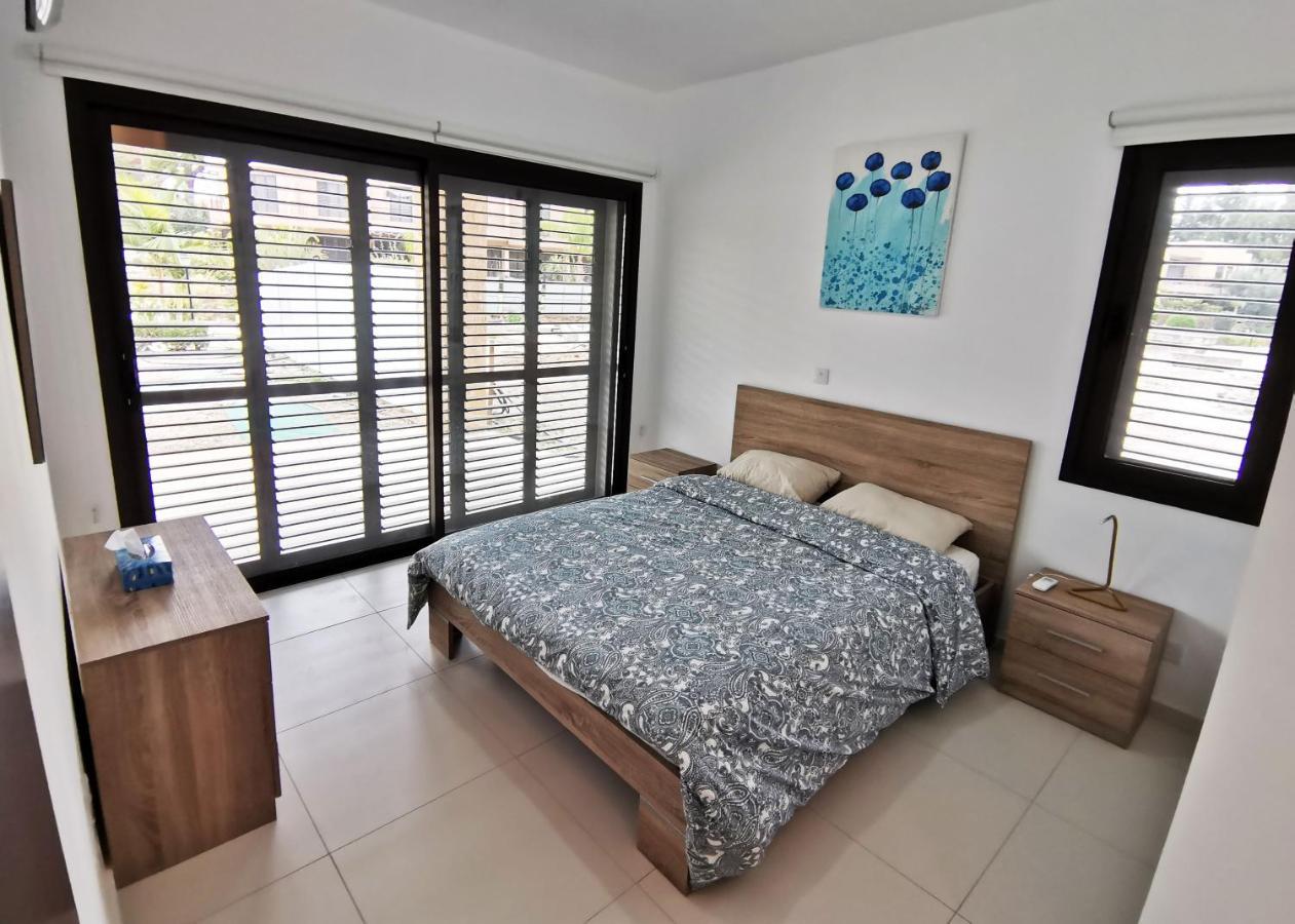 Aphrodite Gardens Holiday With Shared Pool Apartment *